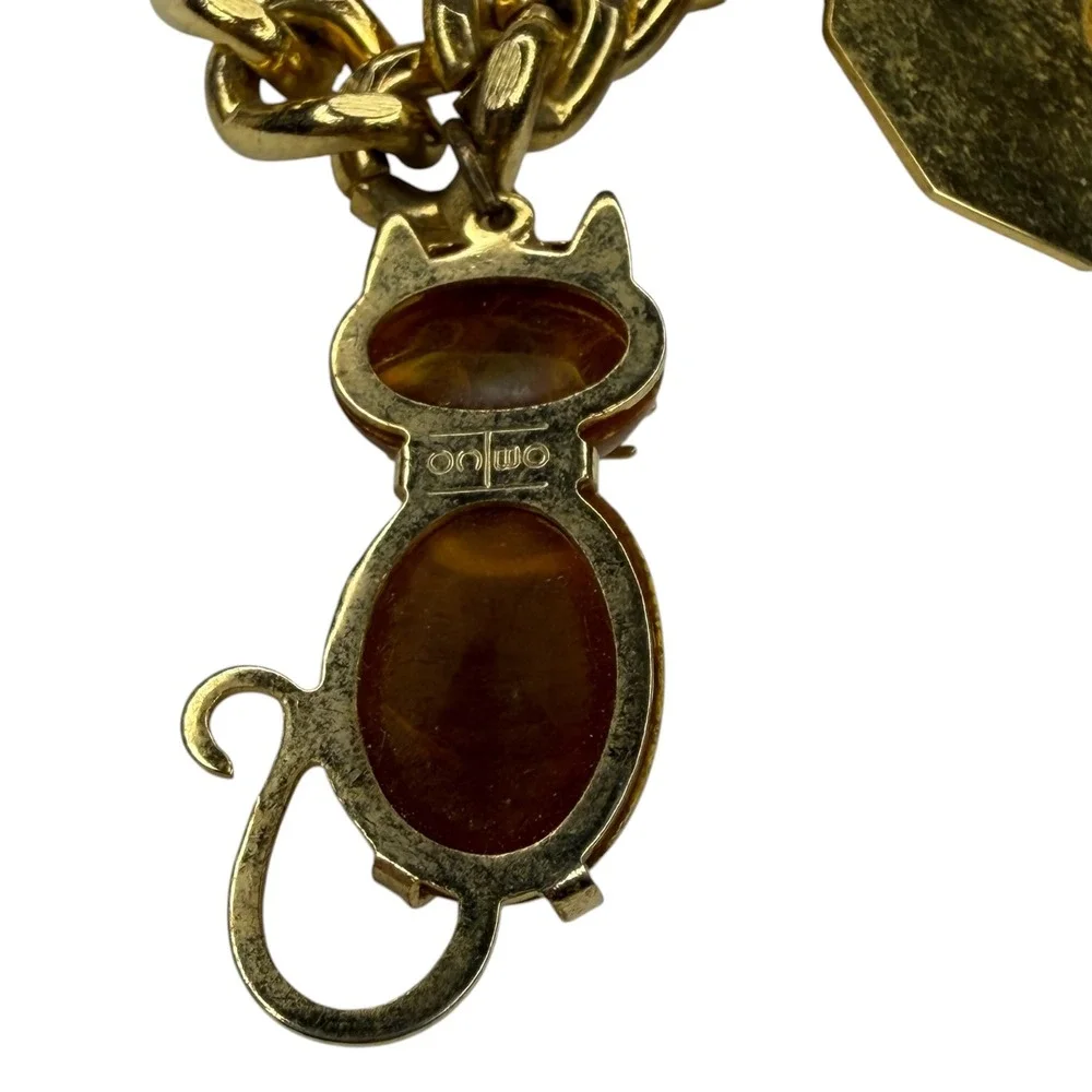 N/A vintage charm